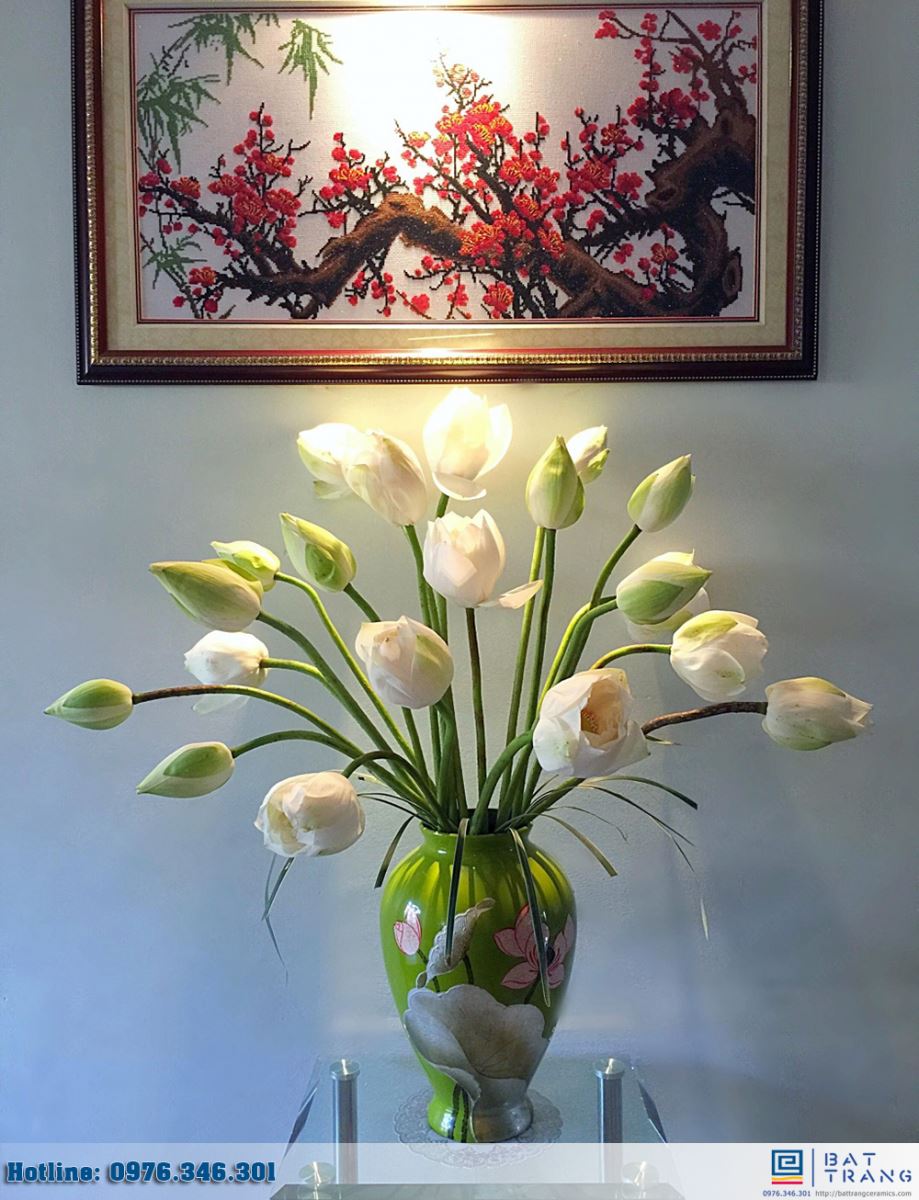 Lựa chọn lọ cắm hoa sen tuyệt đẹp bằng gốm sứ Bát Tràng 6 bán lọ cắm hoa sen đẹp