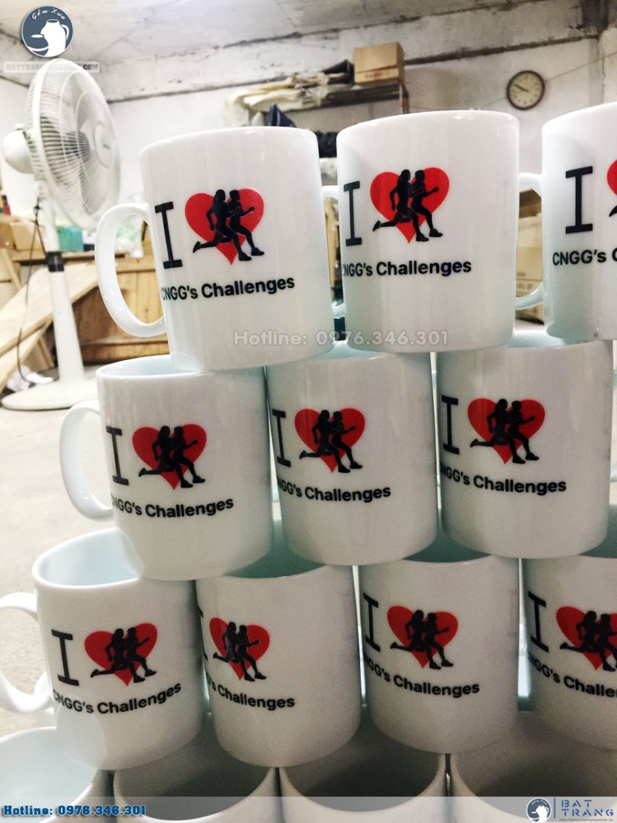 cốc gốm sứ Bát Tràng in logo làm quà tặng cho CNGG's Challenges 7