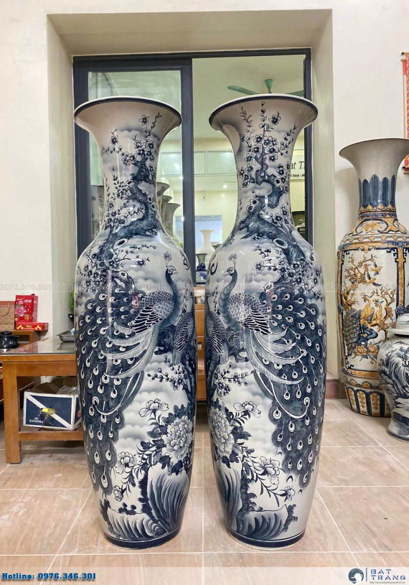 Những mẫu lọ lộc bình gốm sứ Bát Tràng cao cấp cho mùa Tết Bính Ngọ 2026 2