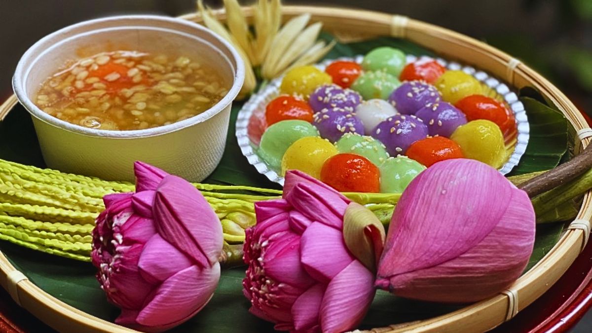 Mâm cỗ cúng Tết Hàn Thực 3/3 với bánh trôi bánh chay 2