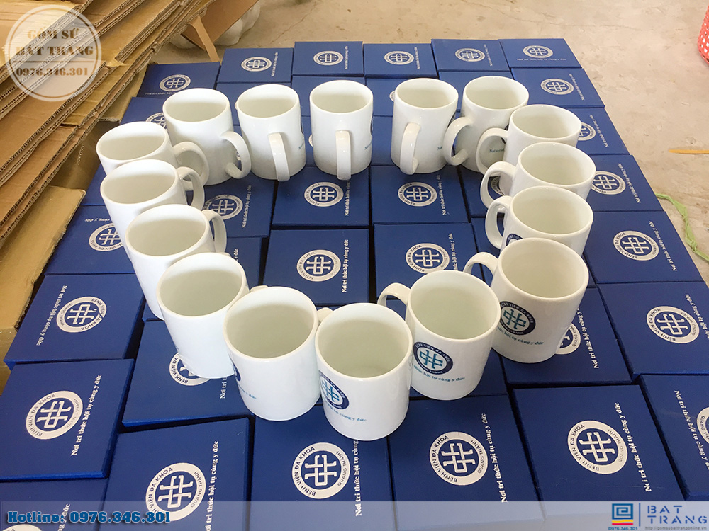 Đơn hàng 1000 cốc gốm sứ in logo cho bệnh viện Quang Thành-Nghệ An 4