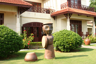 Gốm sứ Bát Tràng sử dụng trang trí nội thất và ngoài vườn